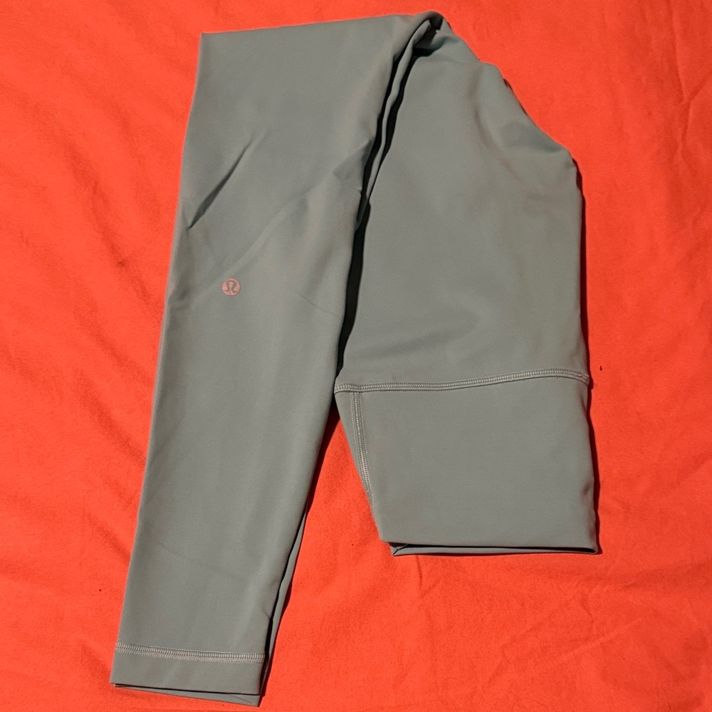 Lululemon aqua Leggings